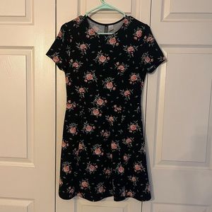 H&M black & pink floral shirt sleeve skater dress